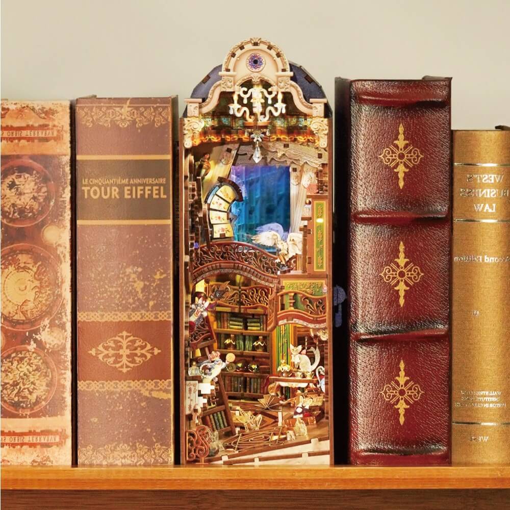 Magical Library Large Book Nook Tonecheer