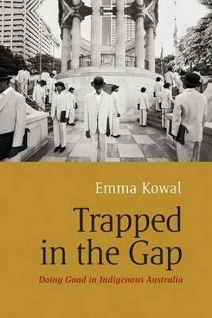 Trapped in the Gap by Emma Kowal - Red Kangaroo Books - 9781782386049