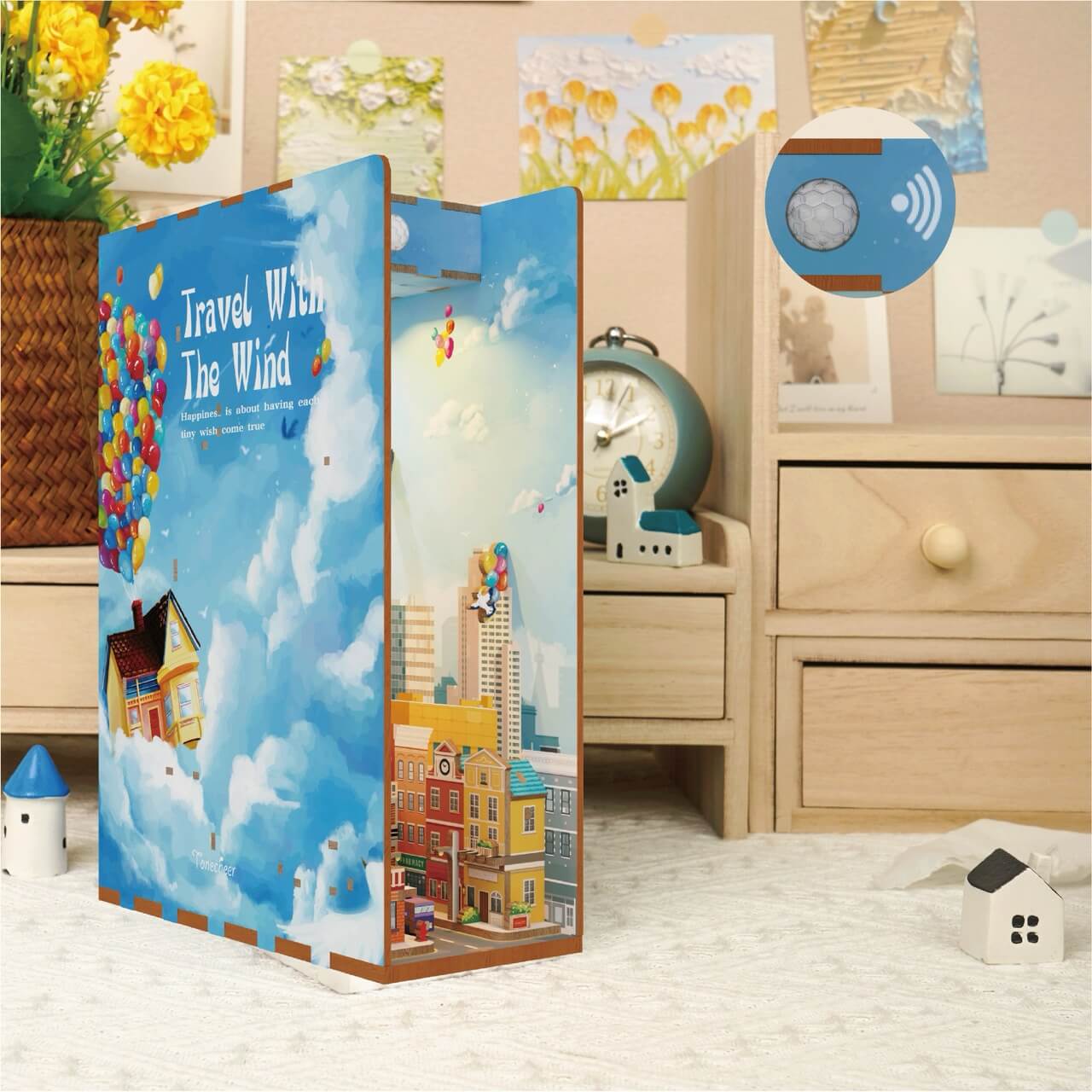 Travel with the Wind Book Nook Tonecheer