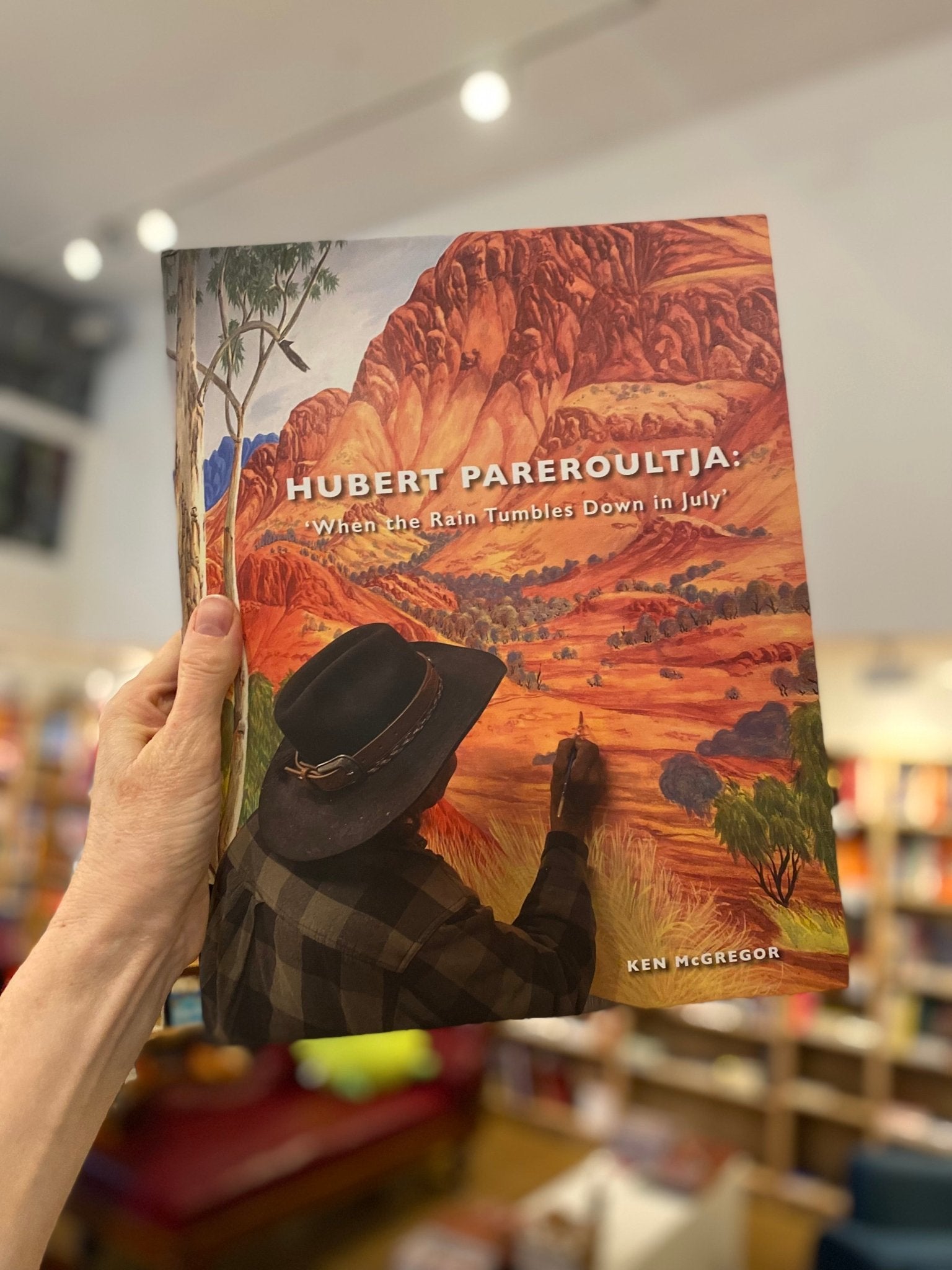 Hubert Pareroultja: When the rain tumbles down in July with Ken McGregor - Red Kangaroo Books